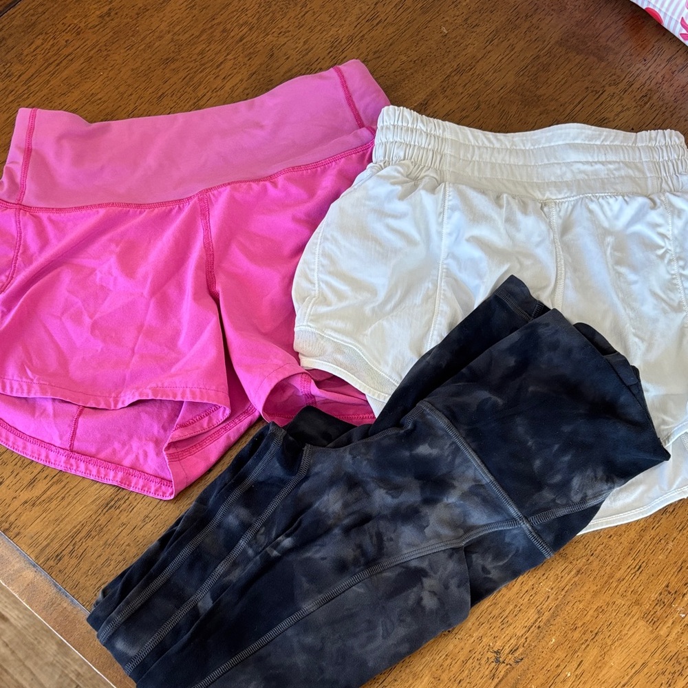 Lululemon Stylish women’s/youth Shorts and Leggings Set